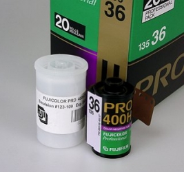 Fujicolor Pro 400H 400 iso 35mm x 36 exp.  - <i>(Single Roll Unboxed)</i>